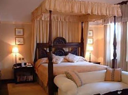 Victoria Falls double bedroom