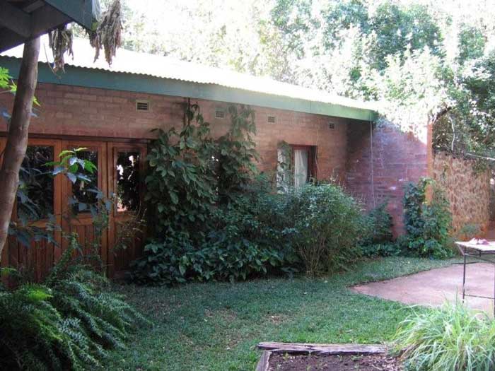Vic falls house