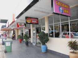 Chicken Inn, Pizza Inn, Creamy Inn - Innscor Victoria Falls Chicken Inn, Pizza Inn, Creamy Inn - Innscor Victoria Falls