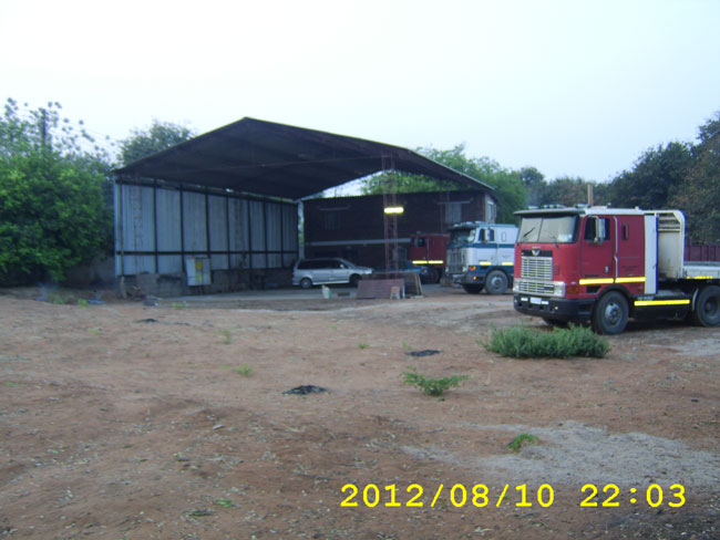 Victoria Falls industrial stand