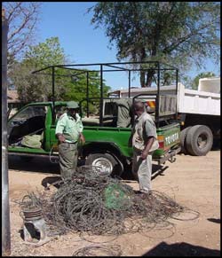 These are snares that have been recovered for the National Park and 
			are now being handed over to the warden