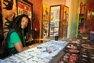 Ronald, artist in Victoria Falls