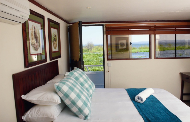 The Aviary cabin on the Catalina Houseboat - Lake Kariba, Zimbabwe