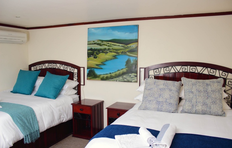 The Elephant twin cabin on the Catalina Houseboat - Lake Kariba, Zimbabwe