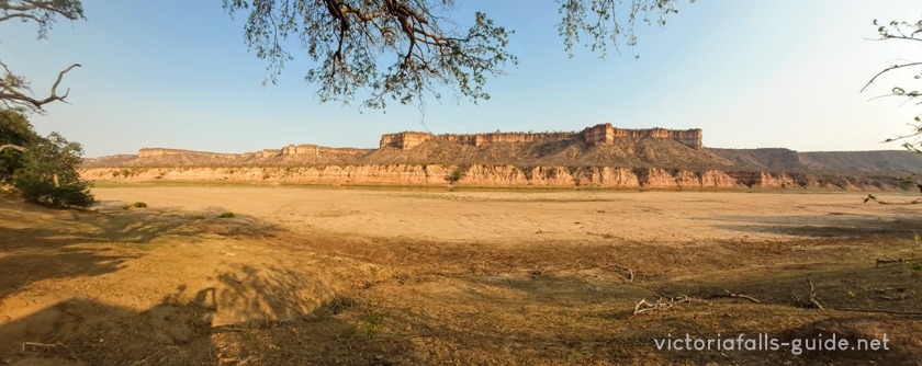 The spendid Chilojo Cliffs of Gonarezhou National Park - Place of Elephants and wonderful scenery - Zimbabwe