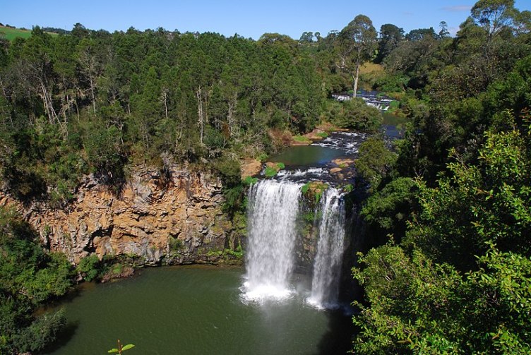 Водопад с погружением - водопад Дангар в Австралии