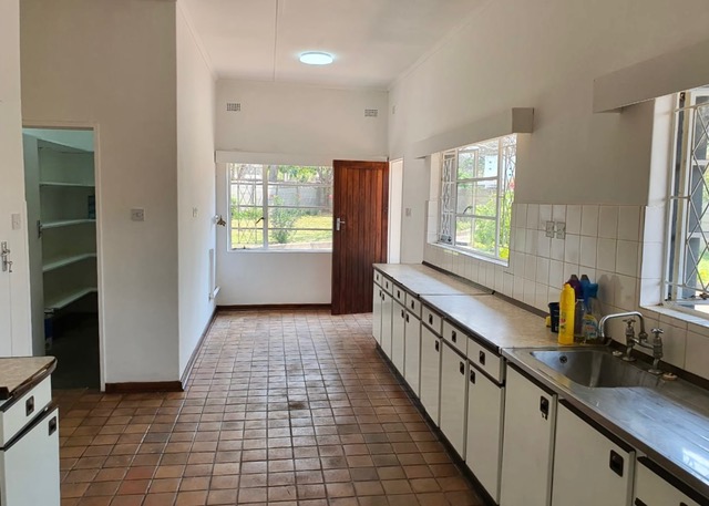 Kitchen - house for sale in Hwange Town, Zimbabwe