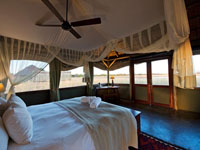 Comfortable accommodation at Camp Hwange - Hwange National Park, Zimbabwe