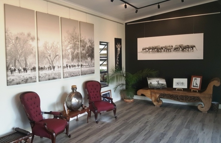 Tami Walker Gallery in Victoria Falls town, Zimbabwe - Fine Art photography in Zimbabwe.