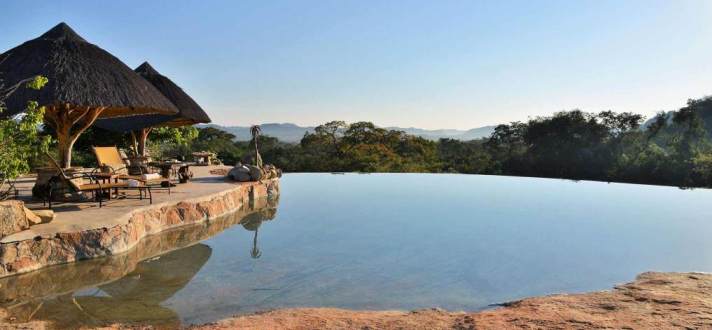 Lodge pool on the edge of a hill