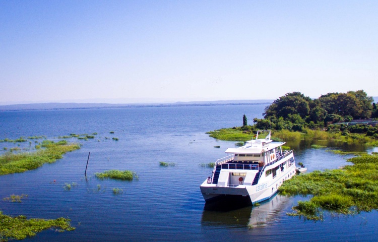 Catalina Houseboat