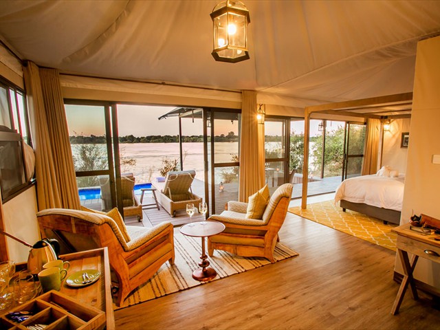 SAFARI LODGE - Luxurious Old Drift Lodge